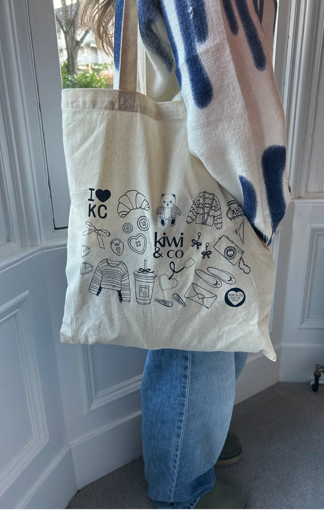 Kiwi Sketch Tote Bag - Image 4